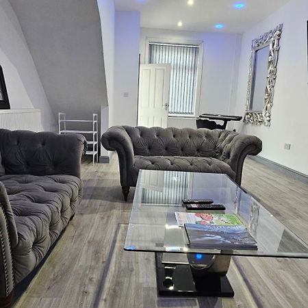 Luxury Four Bedroom House Bradford  Exterior foto